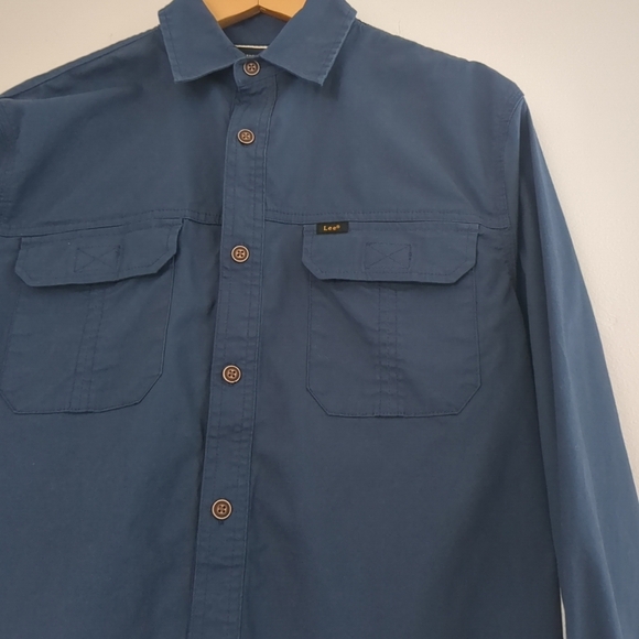 NWOT Lee Button Up Mens Work Shirt Size Small Cotton Canvas Gorpcore Workwear - Picture 3 of 7